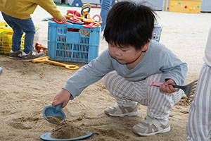 園庭遊び　ひよこ・あひる・ぺんぎん