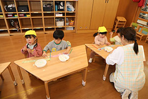 くるくるリボンの制作　あひる