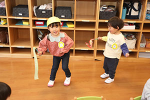 くるくるリボンの制作　あひる