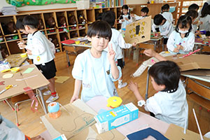 こいのぼりの制作　B