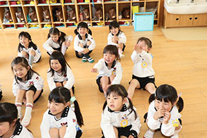 こいのぼりの制作　ひまわり
