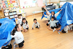 こいのぼりの制作　E