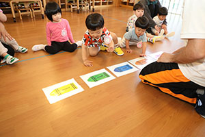 はじめての英語教室　楽しかったね　ぺんぎん・ひよこ・あひる