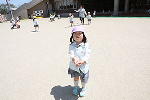 元気いっぱい園庭遊び　