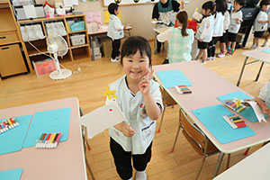 こいのぼりの制作　たんぽぽ
