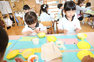 こいのぼりの制作　ことり