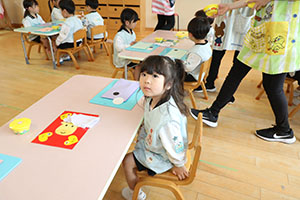 こいのぼりの制作　きりん