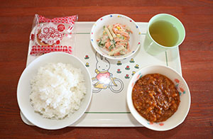 スパゲティの制作　　うさぎ・ぱんだ