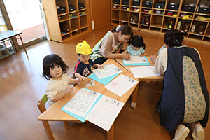 線を書く練習をしました　あひる