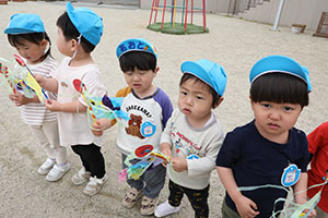 こいのぼりと記念撮影　ひよこ・あひる・ぺんぎん