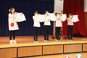 4月生まれのお誕生会　「幼稚園劇」　年少組・ひよこ・あひる・ぺんぎん