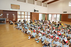 4月生まれのお誕生会　「幼稚園劇」　年少組・ひよこ・あひる・ぺんぎん