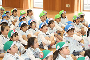 4月生まれのお誕生会　「春の大運動会」　年長組