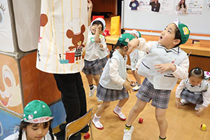 4月生まれのお誕生会　「春の大運動会」　年長組