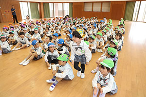 4月生まれのお誕生会　「春の大運動会」　年長組