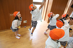 4月生まれのお誕生会　「春の大運動会」　年長組