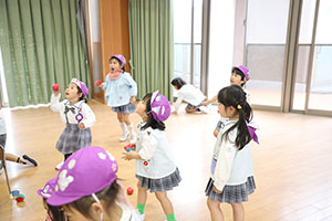 4月生まれのお誕生会　「春の大運動会」　年長組
