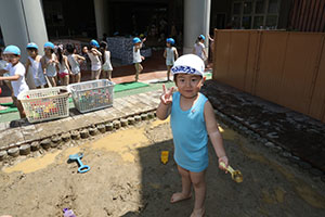ジャブジャブ池で水遊び！　たんぽぽ・さくら