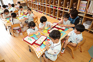 いちごの制作　こあら