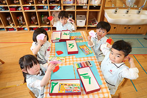 いちごの制作　こあら