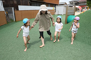 泥んこ遊び　さくら・すみれ