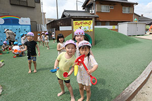泥んこ遊び　さくら・すみれ