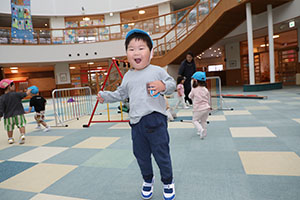 エンゼルドームでサーキット　ひよこ・あひる・ぺんぎん