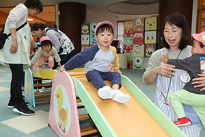 エンゼルドームでサーキット　ひよこ・あひる・ぺんぎん