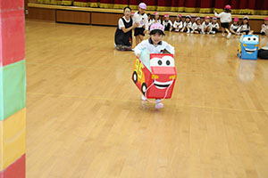 年中ドキドキF１リレー　ばら・すみれ・たんぽぽ