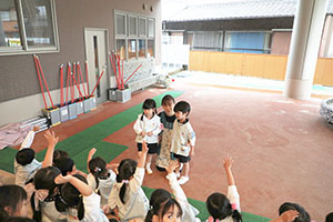 雨の観察　さくら・たんぽぽ