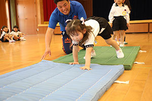 体操教室 －マットー　　ひまわり