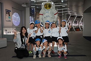 プラネタリウム見学　　たくさんの星がきれいだったね　C・D・E　
