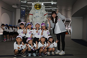 プラネタリウム見学　　たくさんの星がきれいだったね　C・D・E　