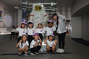 プラネタリウム見学　　たくさんの星がきれいだったね　C・D・E　