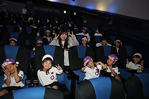 プラネタリウム見学　　たくさんの星がきれいだったね　C・D・E　