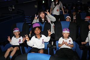 プラネタリウム見学　　たくさんの星がきれいだったね　C・D・E　