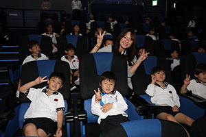 プラネタリウム見学　　たくさんの星がきれいだったね　C・D・E　