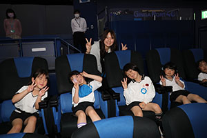 プラネタリウム見学　　たくさんの星がきれいだったね　C・D・E　