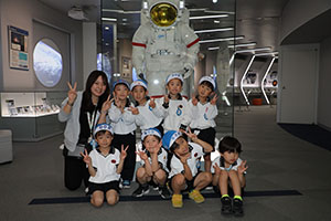 プラネタリウム見学　　たくさんの星がきれいだったね　C・D・E　