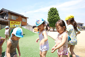 どろんこ遊び　こあら・ひまわり