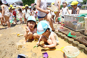どろんこ遊び　こあら・ひまわり