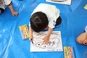 お母さんの絵の練習をしました　こあら