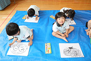 お母さんの絵の練習をしました　こあら