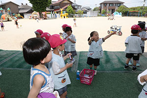 シャボン玉楽しかったね　ばら