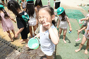 今日も元気にどろんこ遊び！　ひまわり・A