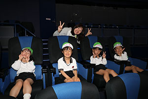 プラネタリウム見学　　たくさんの星がきれいだったね　A・B　NO．2