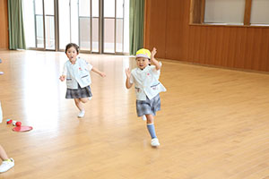 ボール取り競争　ひまわり