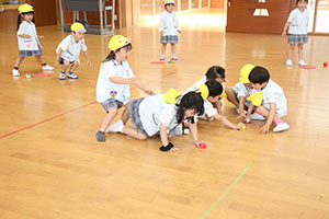 ボール取り競争　ひまわり