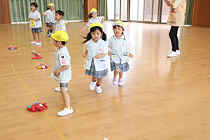 ボール取り競争　ひまわり