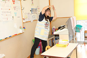 元気いっぱい歌っています♪　すみれ